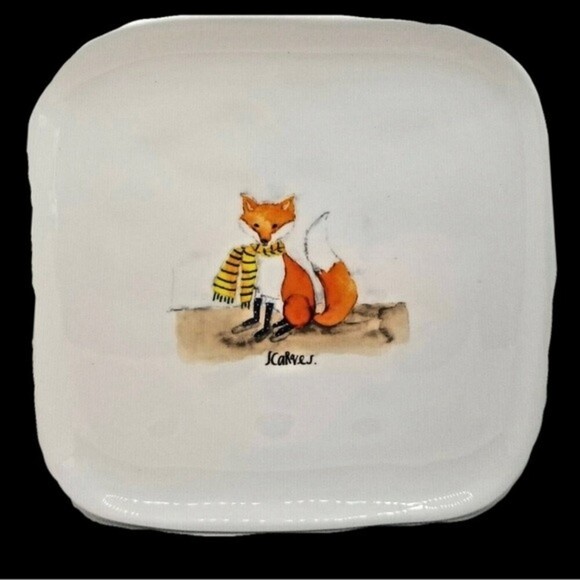 Rae Dunn Fox Scarves- 8" x 8" Square plate - Picture 1 of 7